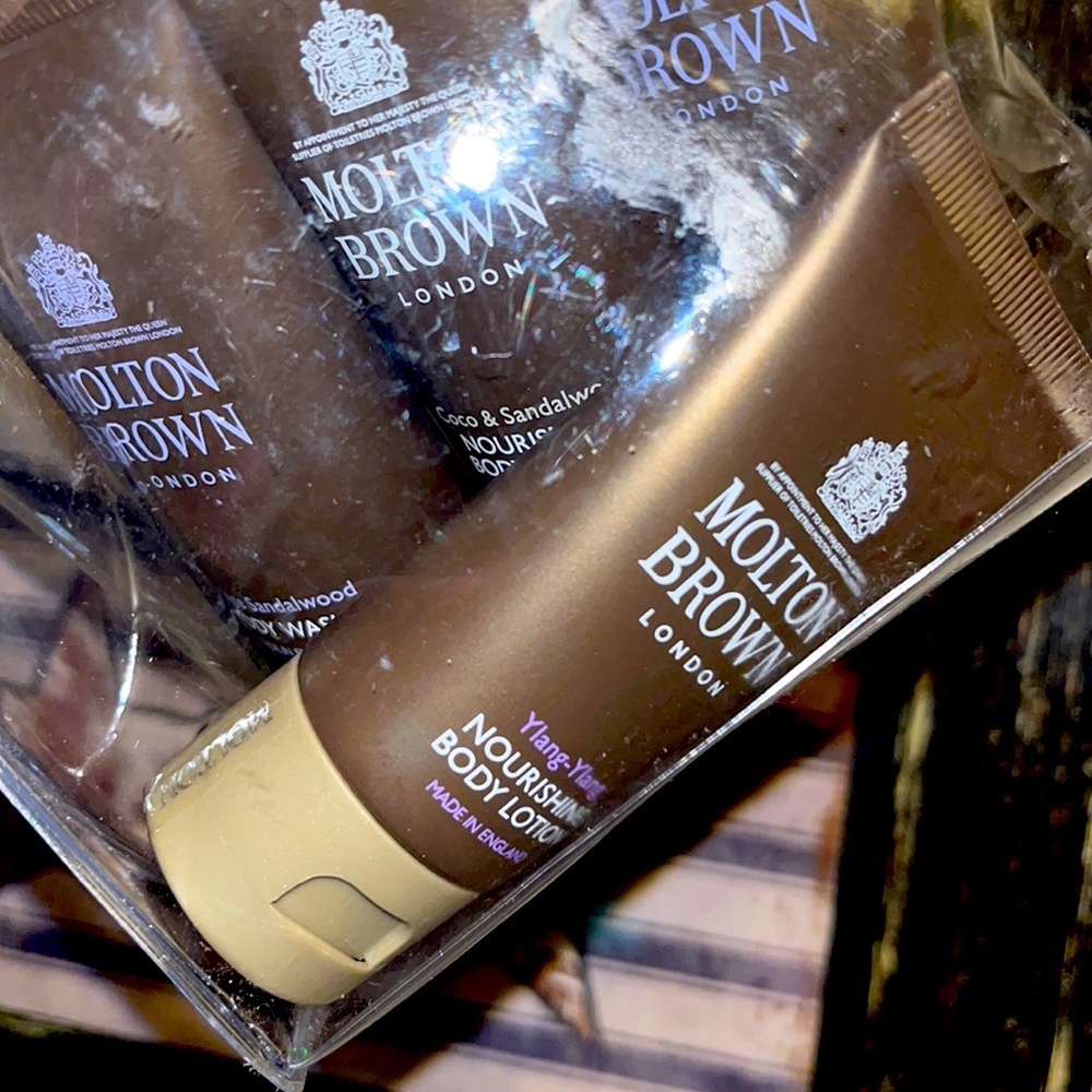 🧔🏻 ✈️Molton Brown🧼London🧖🏻‍♂️Take me with you kit ✈️